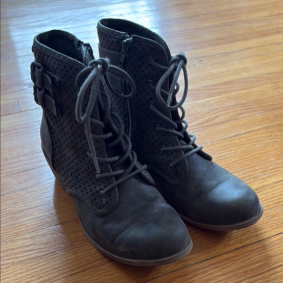 Roxy Women's Brown Ankle Boots - 7.5 - Picture 2 of 6